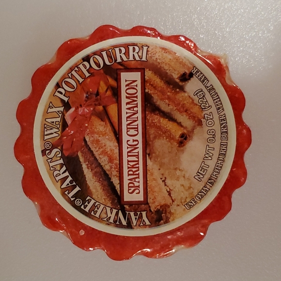 Lot of 3 Yankee Candle 3 Cinnamon flavors Sparkling Vanilla and candy - Picture 5 of 5